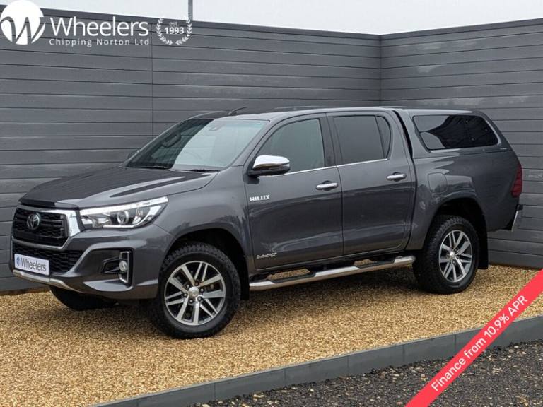 2018 Toyota Hilux D-4D Invincible X Pickup Diesel Automatic