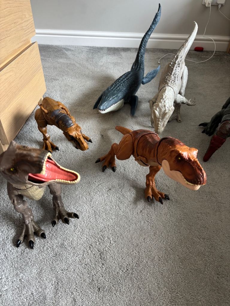 Jurassic park vehicles and dinosaurs For sale 