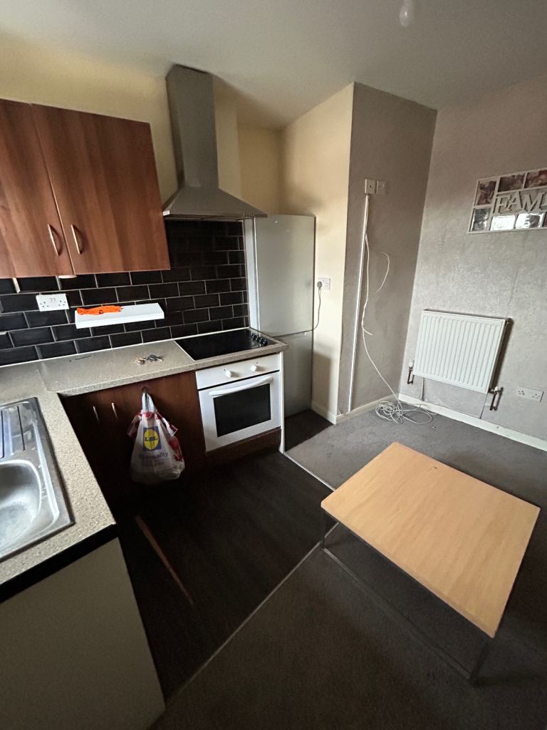 1 bedroom studio flat