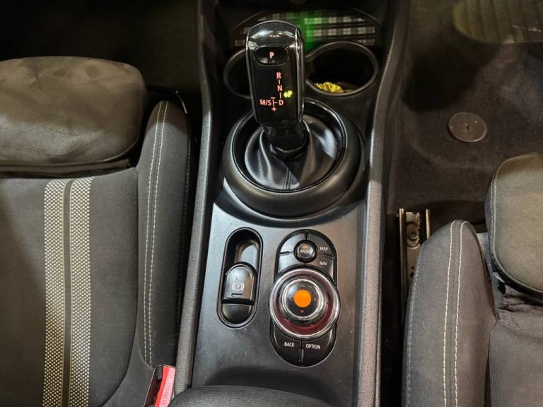 2020 MINI Clubman 1.5 Cooper Sport 6dr Auto ESTATE PETROL Automatic