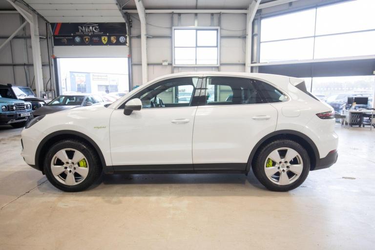 2021 Porsche Cayenne E-Hybrid 5dr Tiptronic S ESTATE PETROL/ELECTRIC Automatic