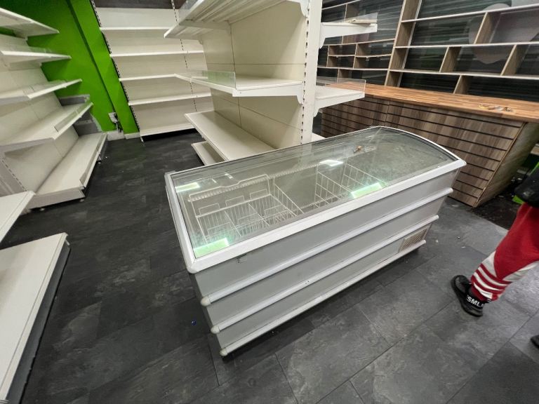 Shop display chest freezer 