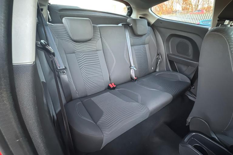  Ford Fiesta 1.6 Zetec Hatchback 3dr Petrol Powershift Euro 5 105 Ps Petrol