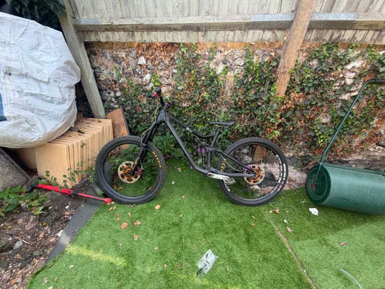 Merdia 160 carbon Bike