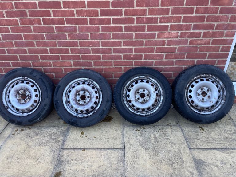 VW Caddy Steel Wheels with tyres