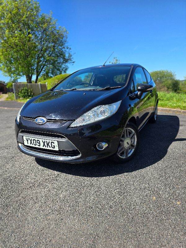 Ford, FIESTA, Hatchback, 2009, Manual, 1560 (cc), 3 doors FULL MOT