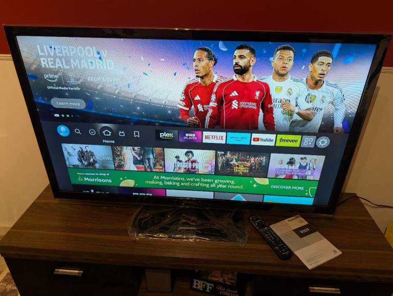 Panasonic Viera TX-L47E5B complete with Amazon fire stick 