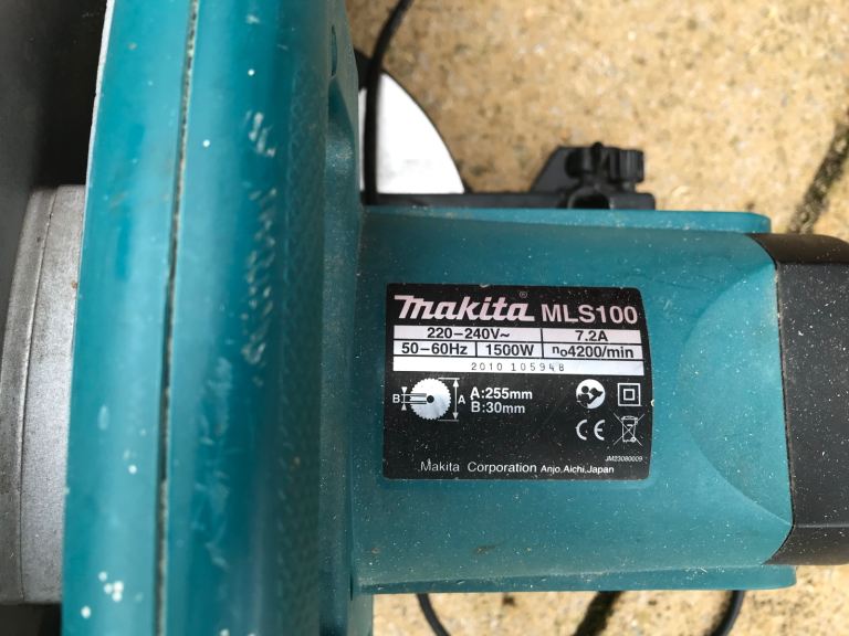 Mikita chop saw