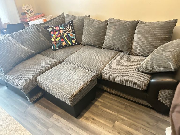 Corner sofa for sale 