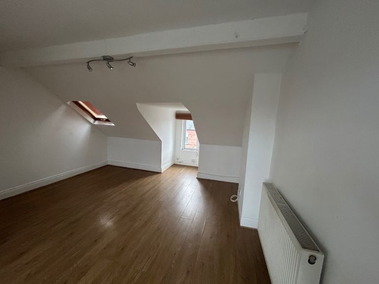 Flat to rent in Bournville, Bills included
