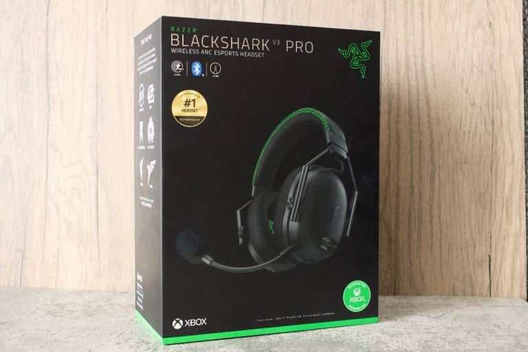 Razer Blackshark v3 Pro Xbox headset