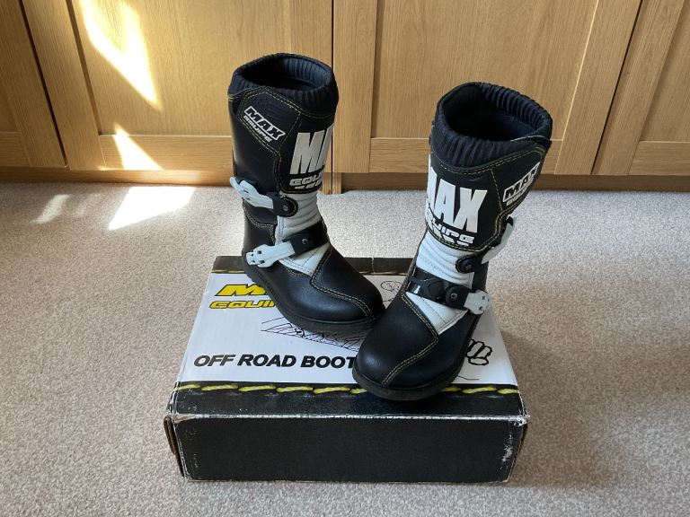 Max Equipe Kids Motocross Boots UK1 EU33 MX Youth Quad Dirtbike Pitbike Honda Yamaha KTM Motorbike