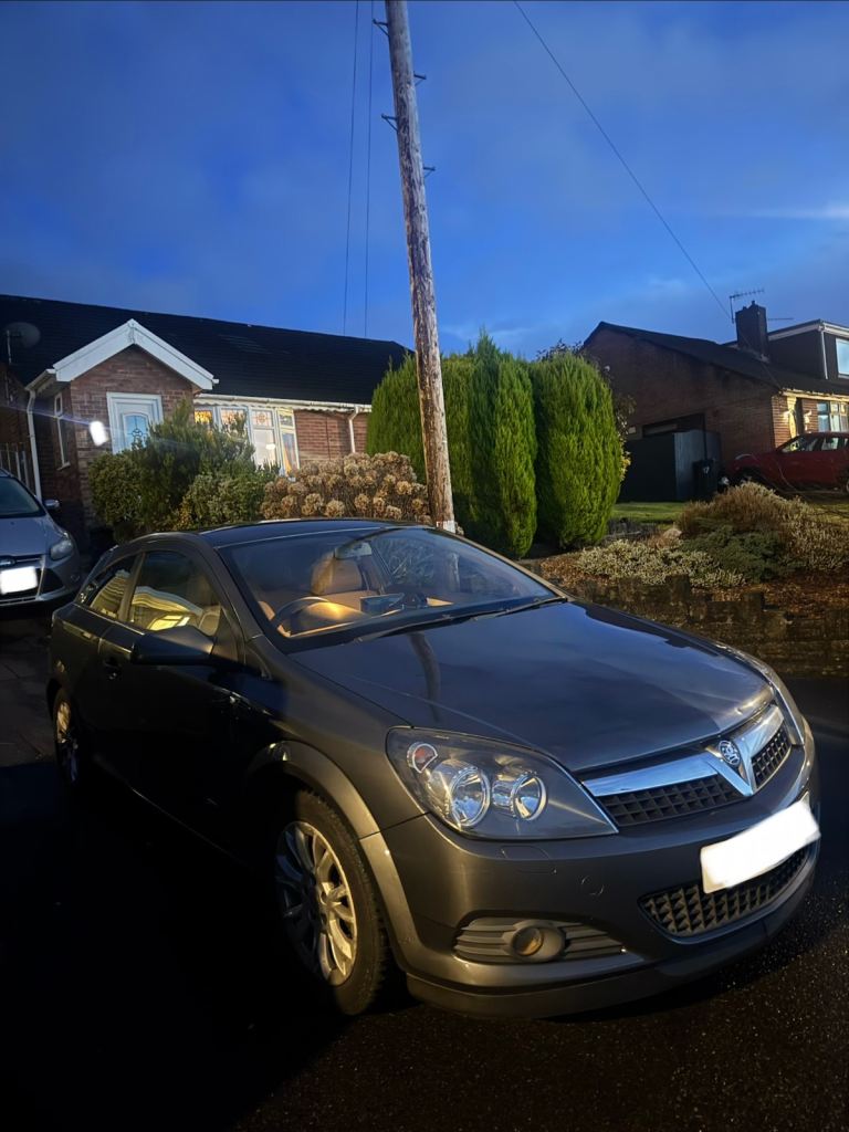 Vauxhall, ASTRA, Hatchback, 2011, Manual, 1598 (cc), 3 doors