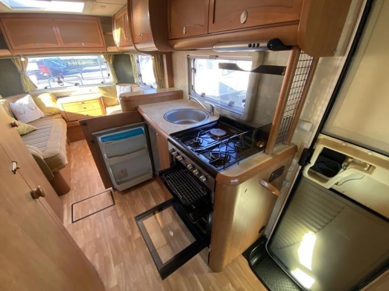 2006 (06) BESSACARR E720 2 BERTH MOTORHOME