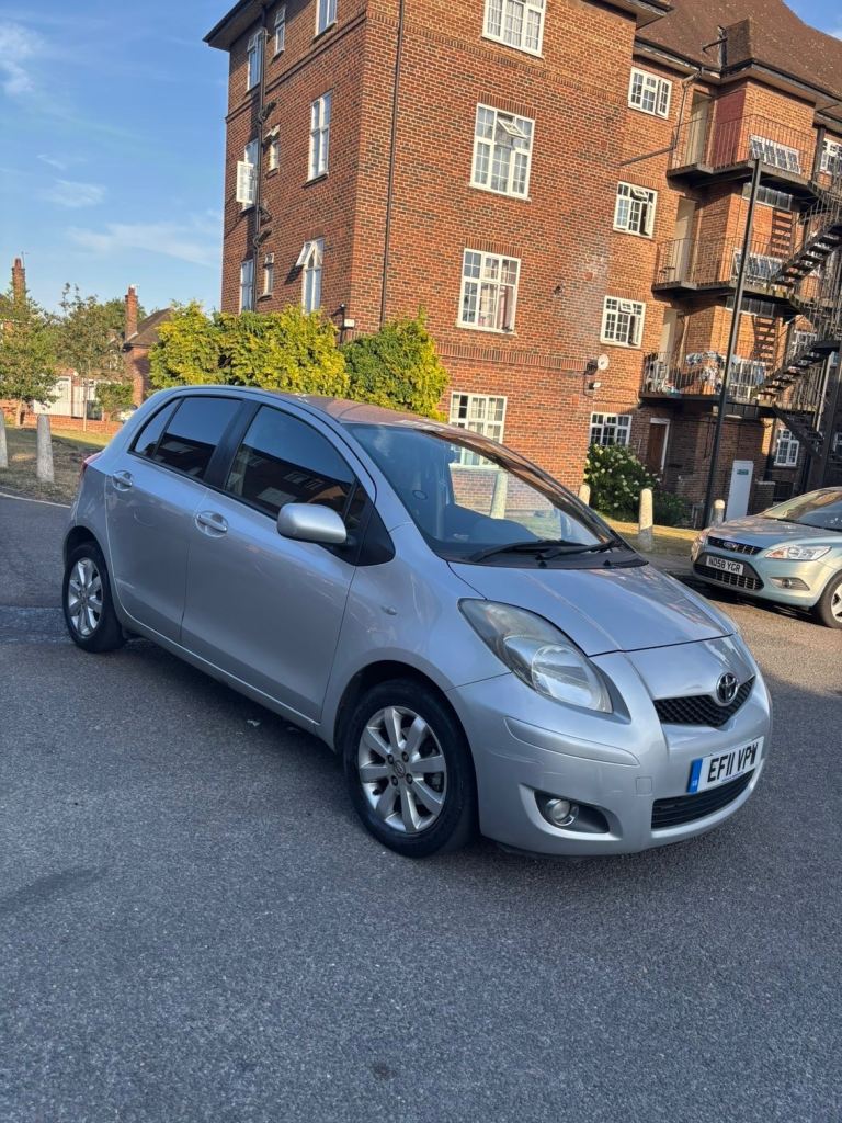Toyota, YARIS, Hatchback, 2011, Manual, 1329 (cc), 5 doors