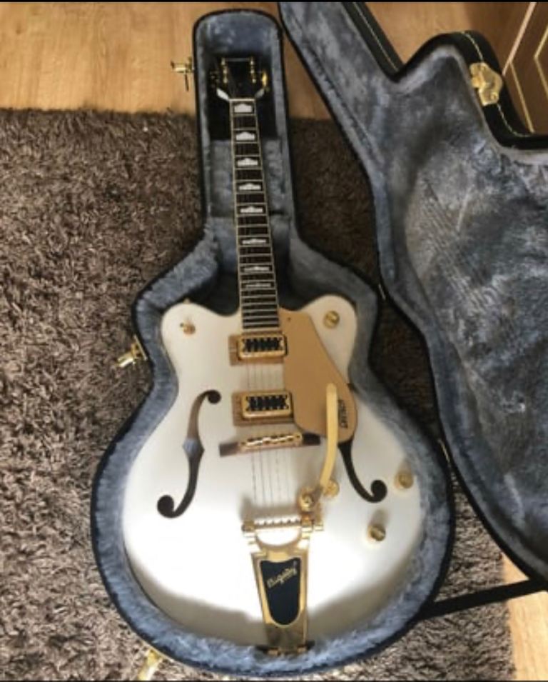 Gretsch G5422TG Electromatic Bigsby Snowcrest White Guitar
