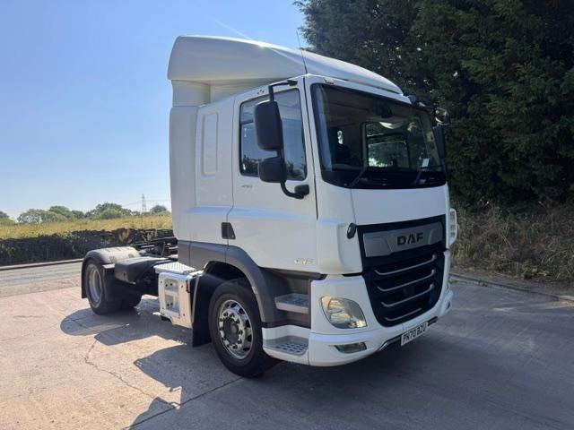 2020 70 DAF CF 450 Euro 6 sleeper cab 4x2 tractor unit