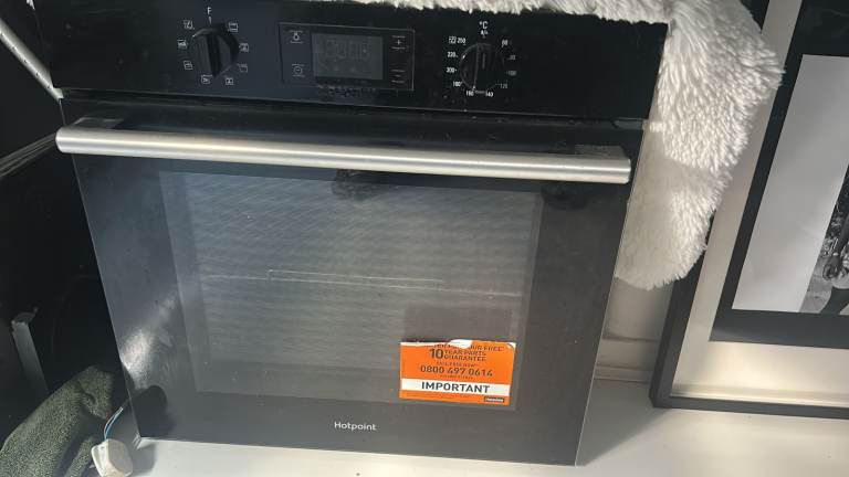 London area.. Hotpoint electric oven for hob and cooker hood , £150.00 ...