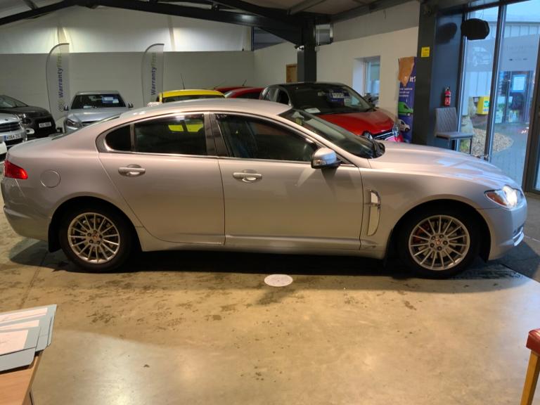 2008 Jaguar XF 2.7d Luxury 4dr Auto SALOON Diesel Automatic