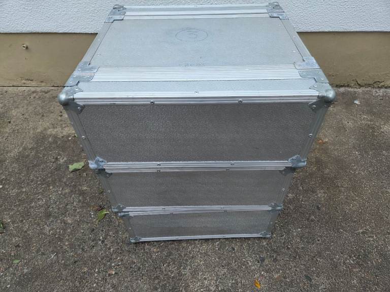 Flight Cases, 4U capacity. (One lot of three).