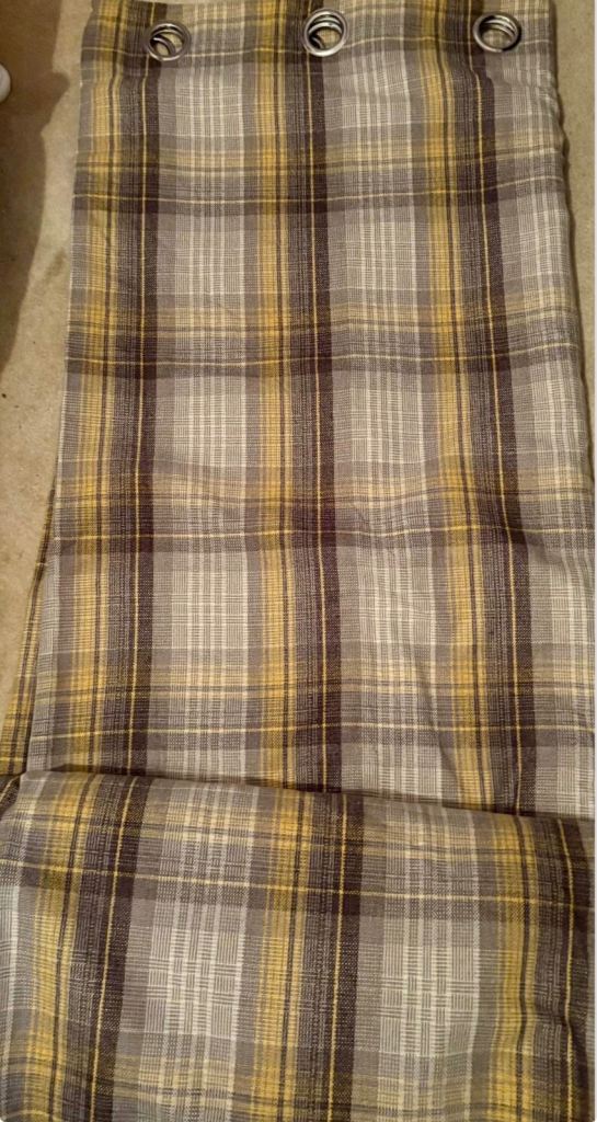 Eyelet curtains 90x90