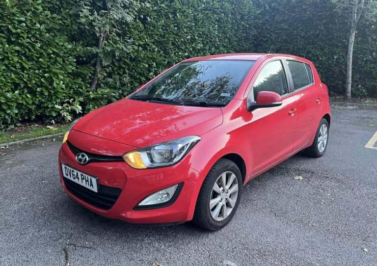 2014 Hyundai i20 – Red – Clean Condition 🚗