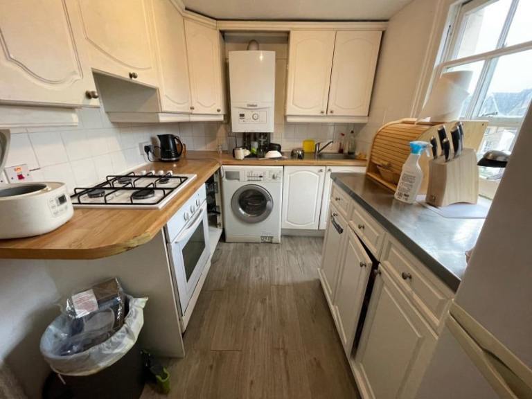 🌿Spacious Master Room for Rent Near Finsbury – N4📍