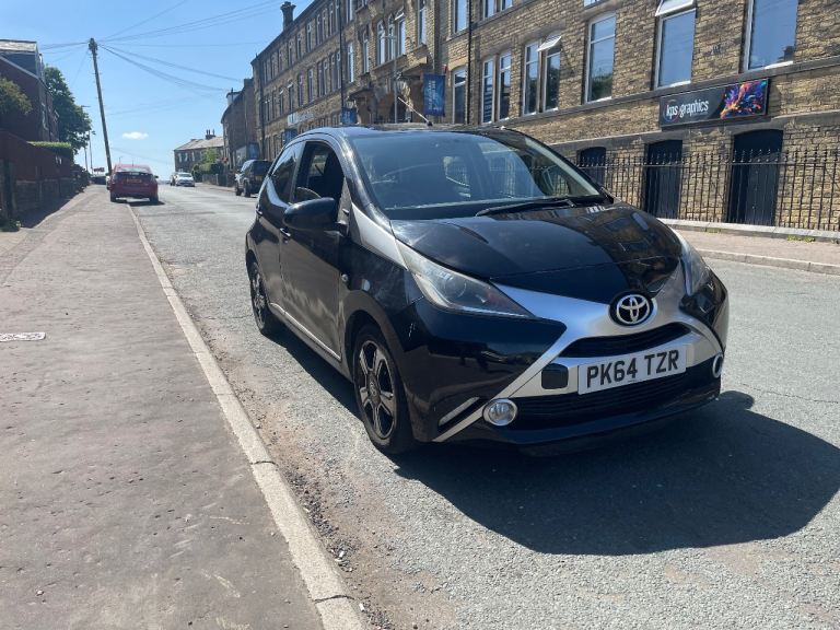 Toyota, AYGO, Hatchback, 2014, Manual, 998 (cc), 5 doors