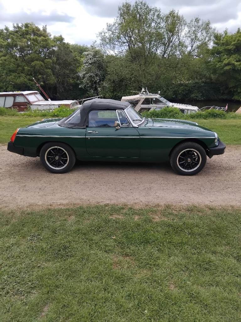 MGB Roadster 