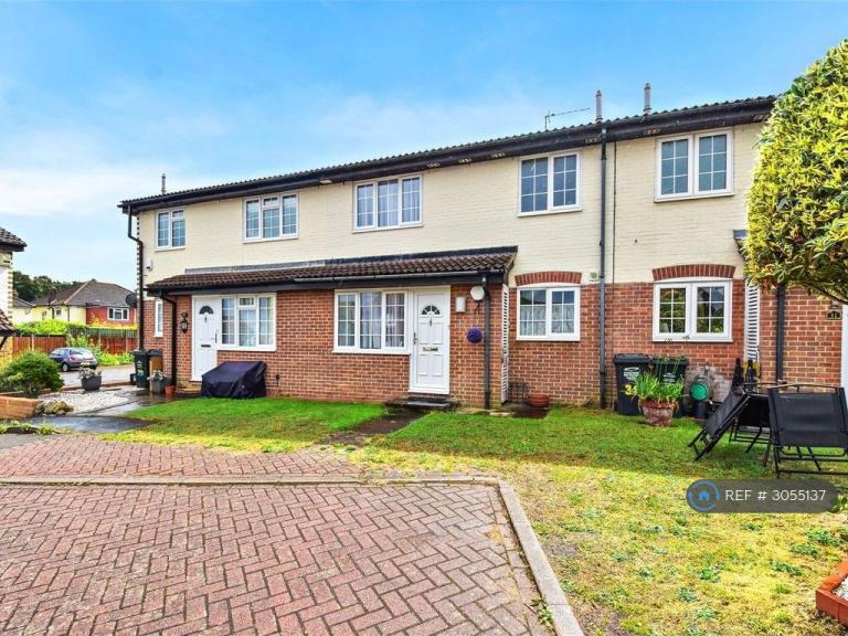 1 bedroom house in Brewers Filed, Kent, DA2 (1 bed) (#3055137)