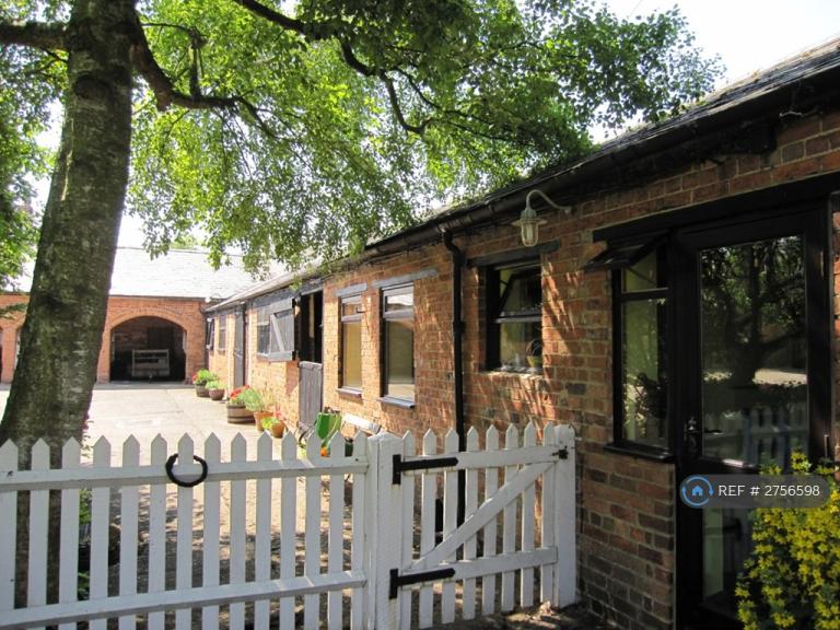 Studio flat in Caldecote, Towcester, NN12 (#2756598)