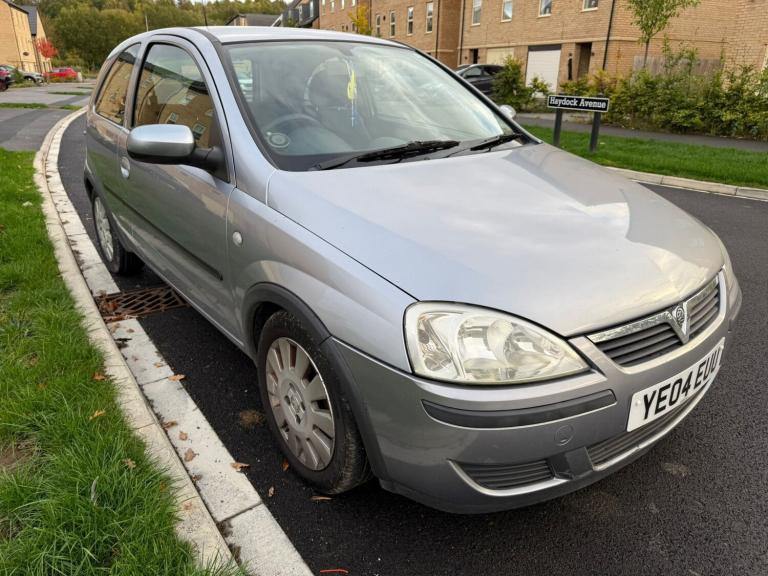 2004 Vauxhall Corsa 1.0i 12V Active 3dr HATCHBACK Petrol Manual