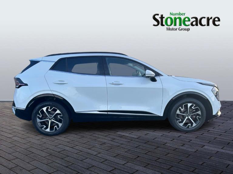 2022 Kia Sportage 1.6T GDi HEV 4 5dr Auto ESTATE PETROL/ELECTRIC Automatic