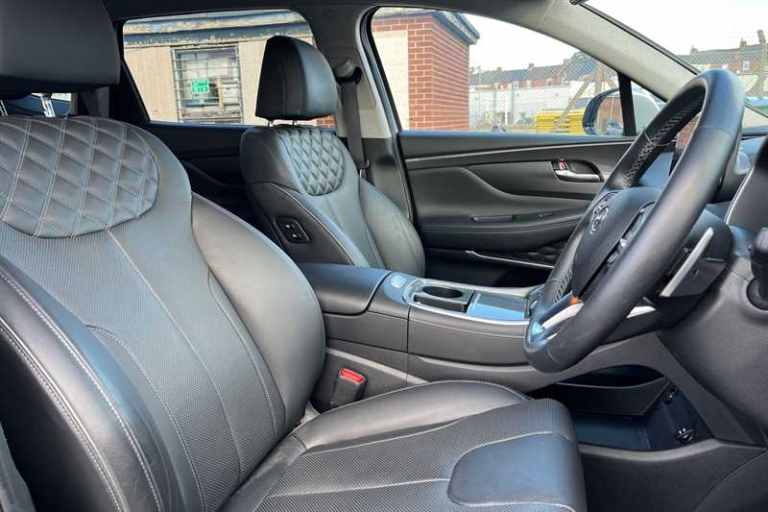 2022 Hyundai Santa Fe 1.6 TGDi Hybrid Premium 5dr 4WD Auto ESTATE PETROL/ELECTRIC Automatic