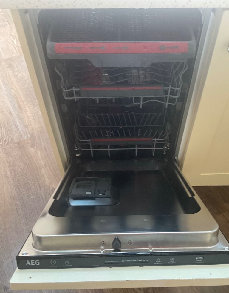 AEG FSE72507P Integrated Dishwasher – Good Condition
