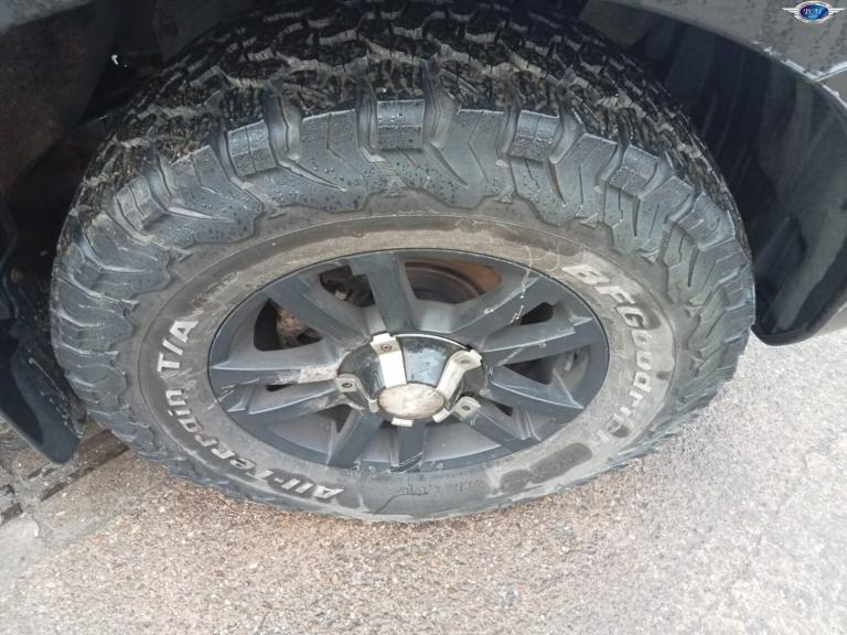 ISUZU D-MAX 2.5 TD Utah Black Manual Diesel 2015