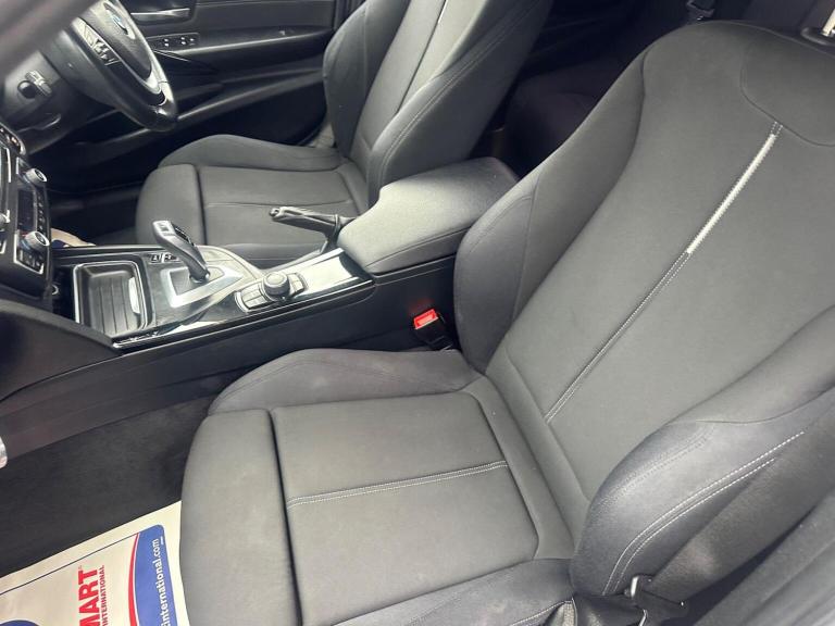 BMW 3 SERIES 2.0 318d Sport Touring Auto Euro 5 (s/s) 5dr 2013