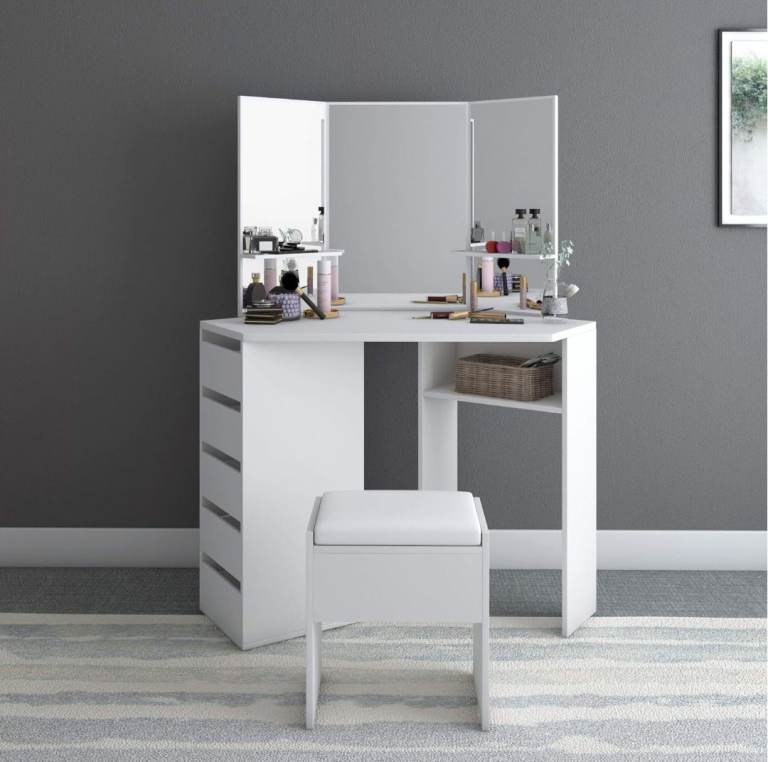 Corner dressing table