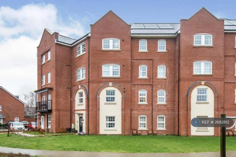 image for 2 bedroom flat in Ashton Gardens, Eastleigh, SO50 (2 bed) (#2682812)