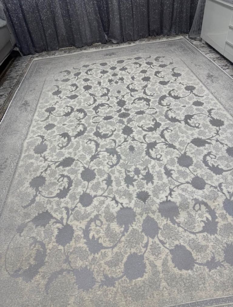Rug