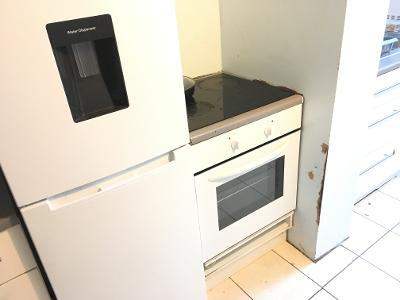 In House Medium Room To Let Share 3 Bath Shower Kitchen Garden InclBillsNet VeryNearTubeBusShops