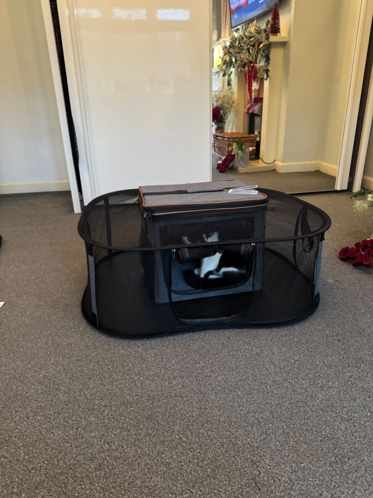 Expandable Cat Carrier Soft-Sided Pet Carrier with 360-Degree Expandable Space – Grey