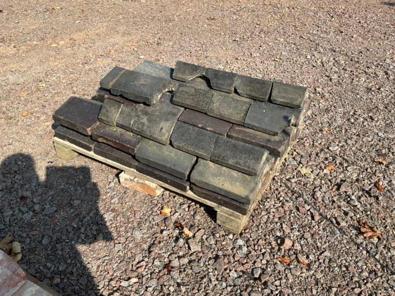 Coping stones Victorian large and small 