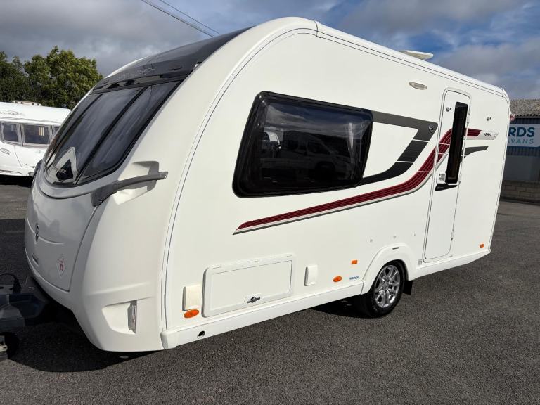 Swift Elegance 480 2 berth 2015 ***FANTASTIC CONDITION***