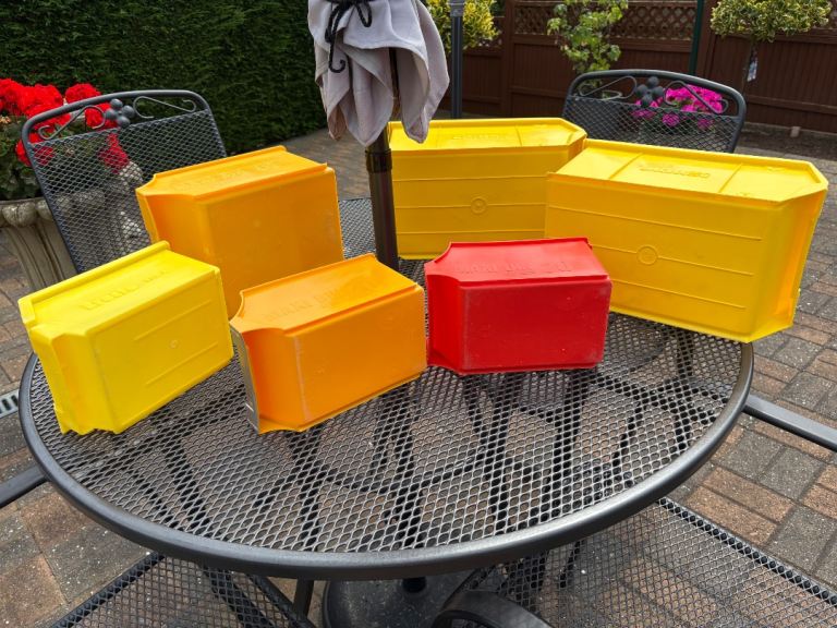 8 Plastic Stacking Storage Bins – Multicolour, Excellent Condition
