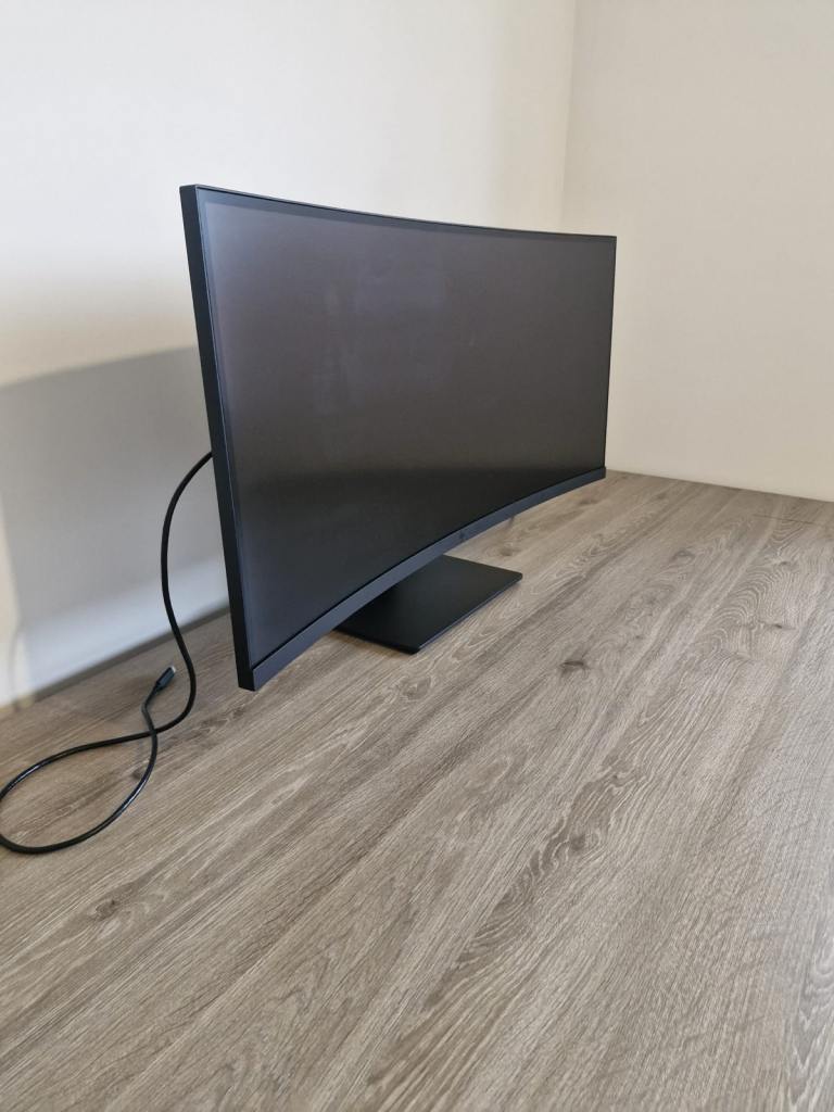 Hp z38c ultrawide 38 inch curved monitor (10 available) £400 each