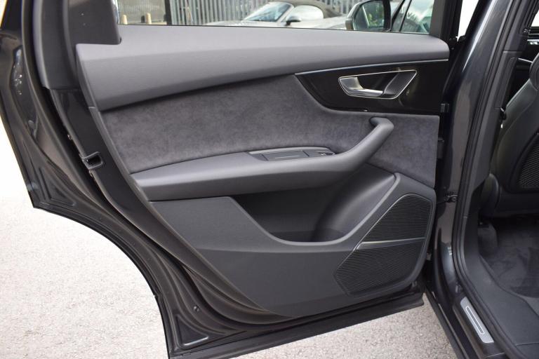 2025 Audi Q7 SQ7 TFSI Quattro Black Ed 5dr Tiptronic ESTATE PETROL Automatic