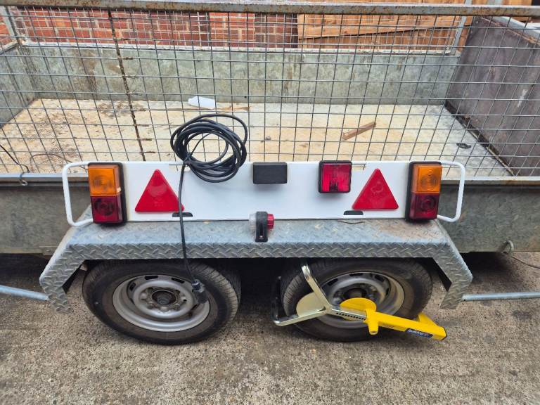 Trailer light board