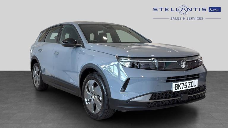 2025 Vauxhall Grandland 1.2 Design SUV 5dr Petrol Hybrid e-DCT Euro 6 (s/s) (145 ps) SUV Hybrid A...