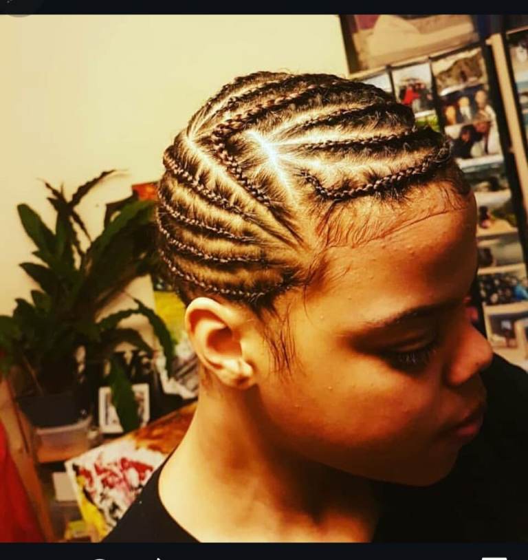 MOBILE HAIRDRESSERS FOR AFRO  AND EUROPEAN HAIR, HAIR SPECIALIST